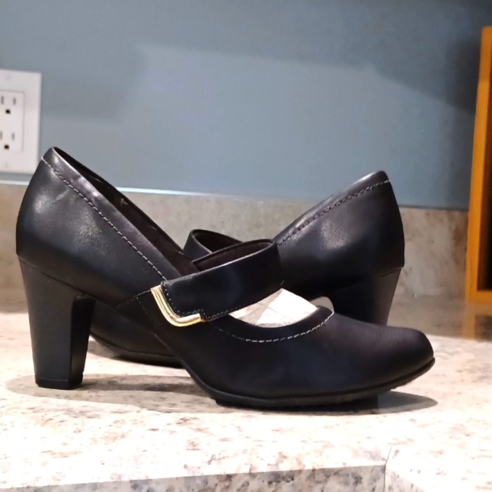 Piccadilly Size 5